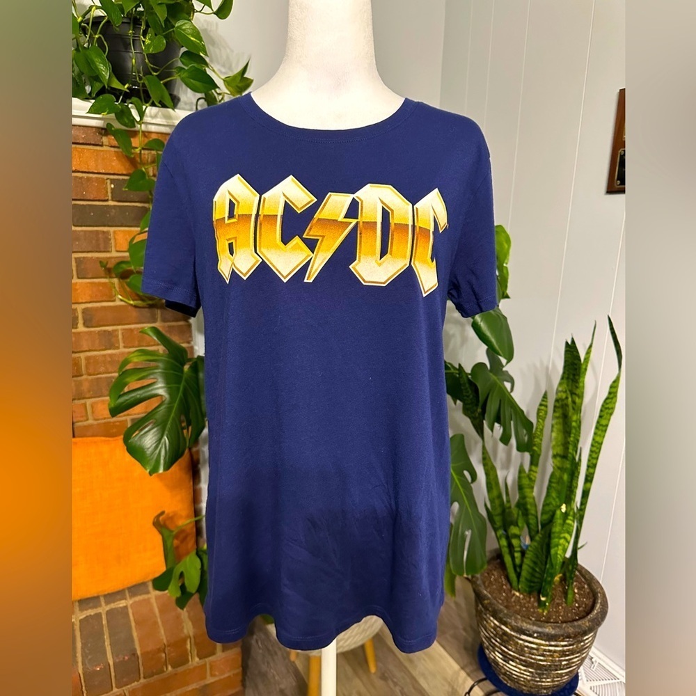 AC DC  Navy blue tee  Size L